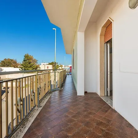 Iris By Barbarhouse Torre Lapillo