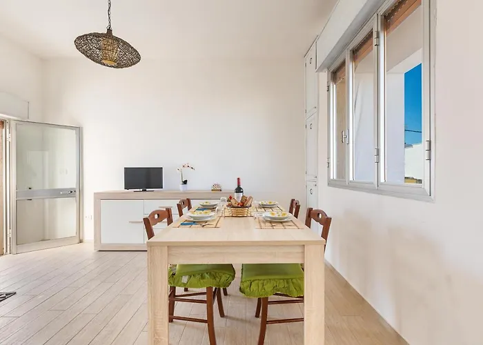Iris By Barbarhouse Apartman Torre Lapillo